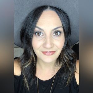 Meet your Posher, Rachelle